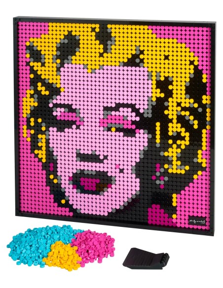 Lego - Andy Warhol's Marilyn Monroe - Art - 31197.jpg