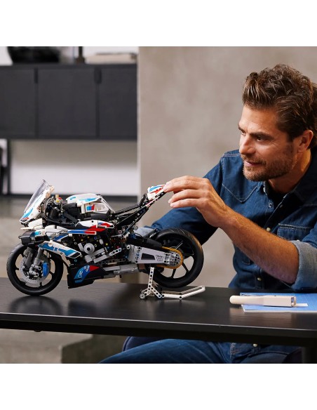 Lego Technic - BMW M 1000 RR - 42130-2