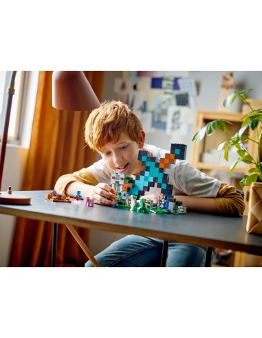 Lego Minecraft - L’avamposto della spada - 21244