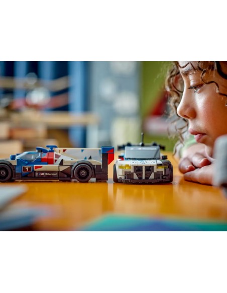 Lego - Technic - Auto da corsa BMW M4 GT3 e BMW M Hybrid V8 - 76922