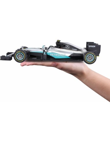 Burago - 1/18 Mercedes F1 W07 Hibrid 2016